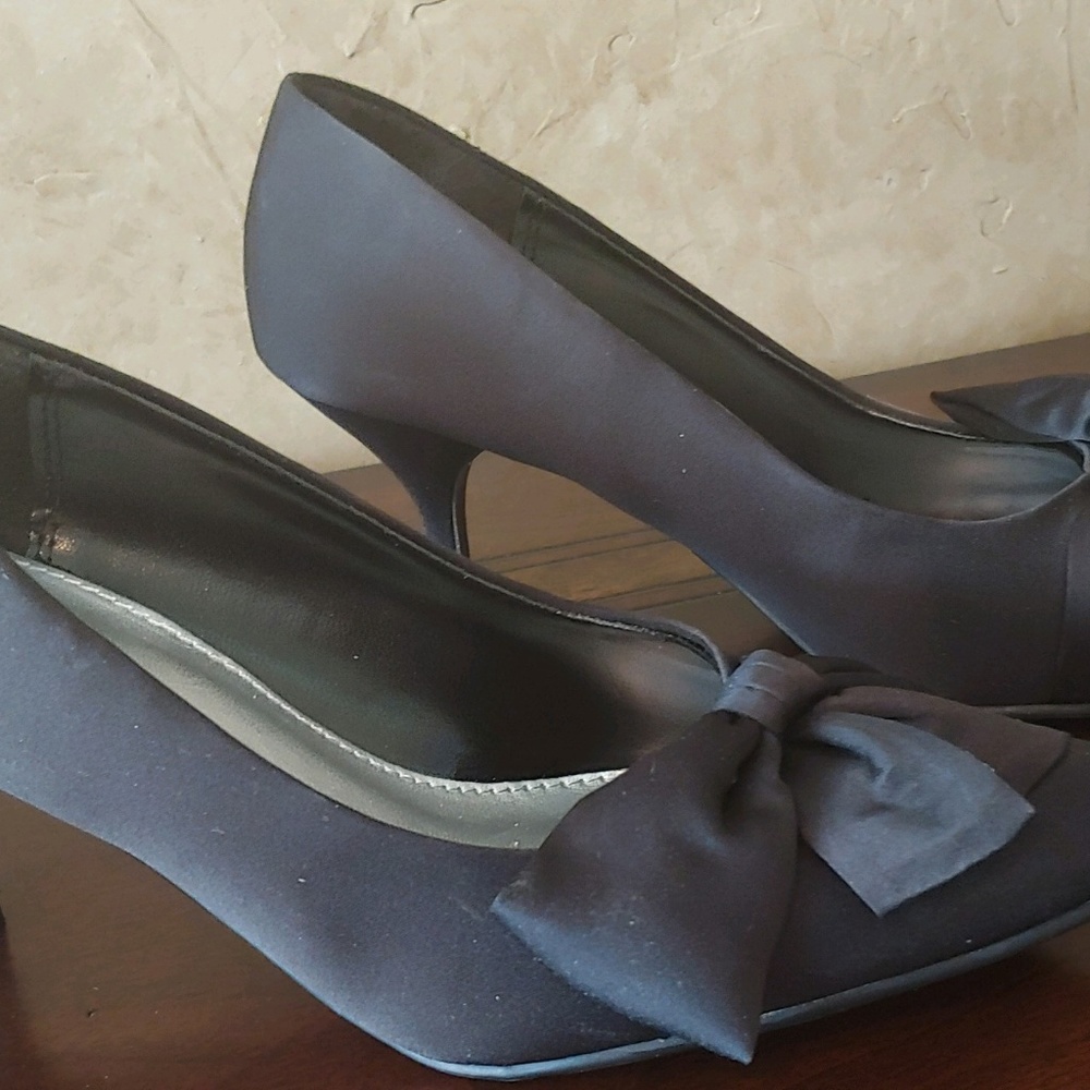 Fioni Women's Dress Formal Shoes